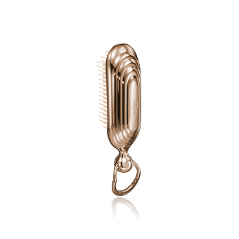 Photo：ReFa SHAMPOO BRUSH MILK