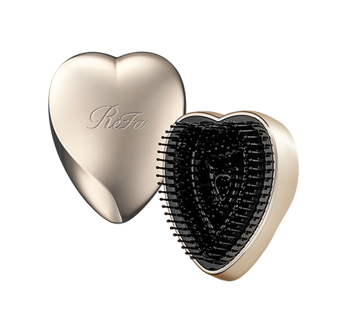 Photo：ReFa HEART BRUSH mini Champagne Gold