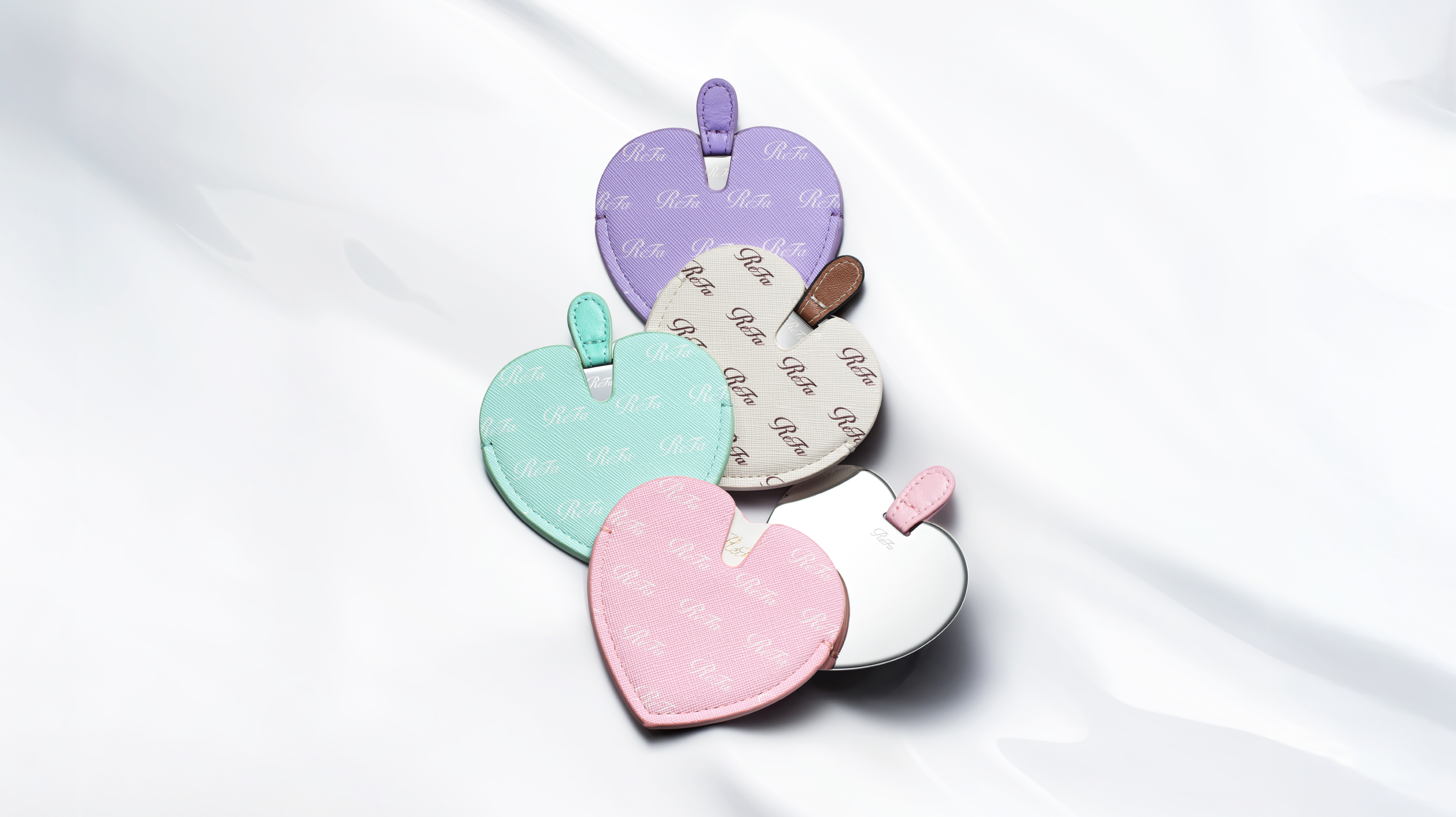 ReFa HEART MIRROR TWIN(リファハートミラー ツイン)